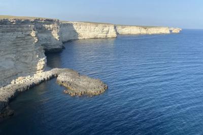 6 малоизвестных мест Крыма, где можно доступно отдохнуть на Чёрном море