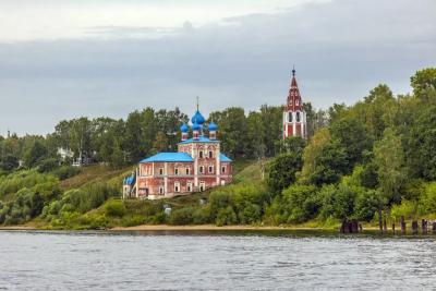 Вместо Сочи и Калининграда. 4 малых города России, куда мало кто ездит - и очень зря