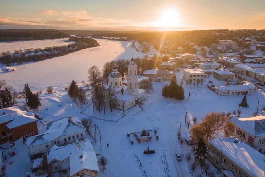Крошечный городок в Центральной России стал популярным центром туризма: что в нем особенного
