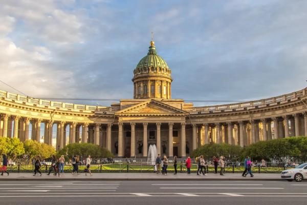 Переехала в Петербург и мне не нравится: обнаружила 5 причин, почему Краснодар лучше