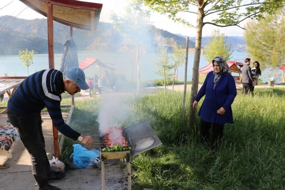 Майский отдых под угрозой: календарь выходных изменили в последний момент