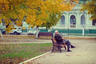 Кто хочет жить долго, счастливо и спокойно: пять заповедей 101-летнего Зельдина