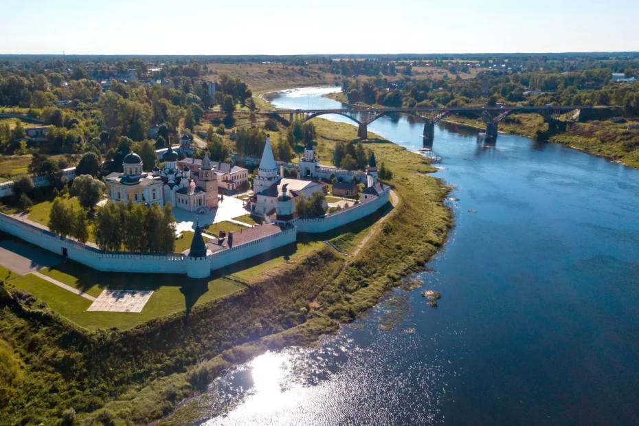 Старинный русский город потрясающей красоты, где почти нет туристов - поеду сюда летом вместо Сочи