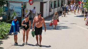 Убегали &laquo;сверкая пятками&raquo; из Абхазии. Популярный курорт, где со времен СССР мало что изменилось, а людям это не нравится