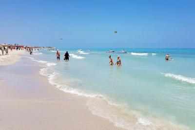 Дешевле Турции, а сервис королевский - и море чистое: 3 курорта-конкурента - экономно на лето