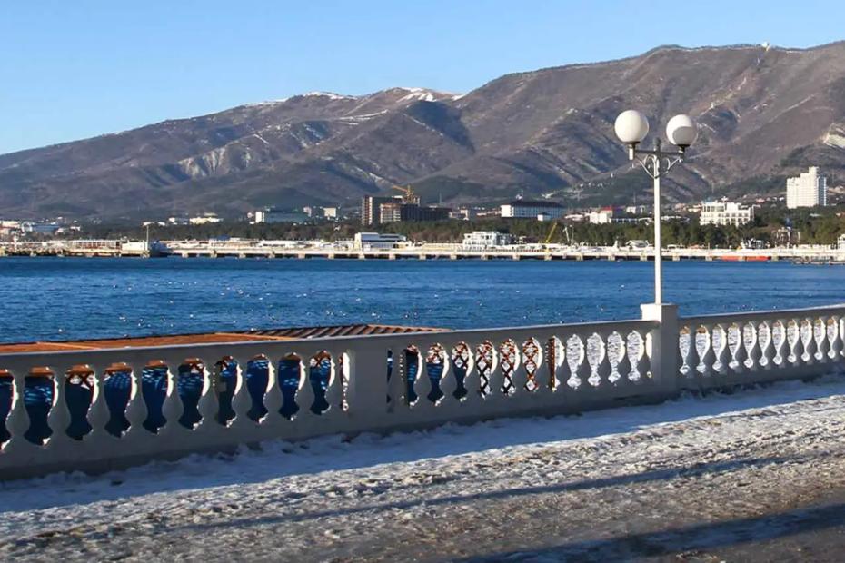 Этот город на Черном море остаётся пустым, когда остальные забиты - и вот почему