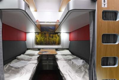 Будем спать по двое: в поездах РЖД больше не будет верхних полок - новые вагоны уже встали на рельсы