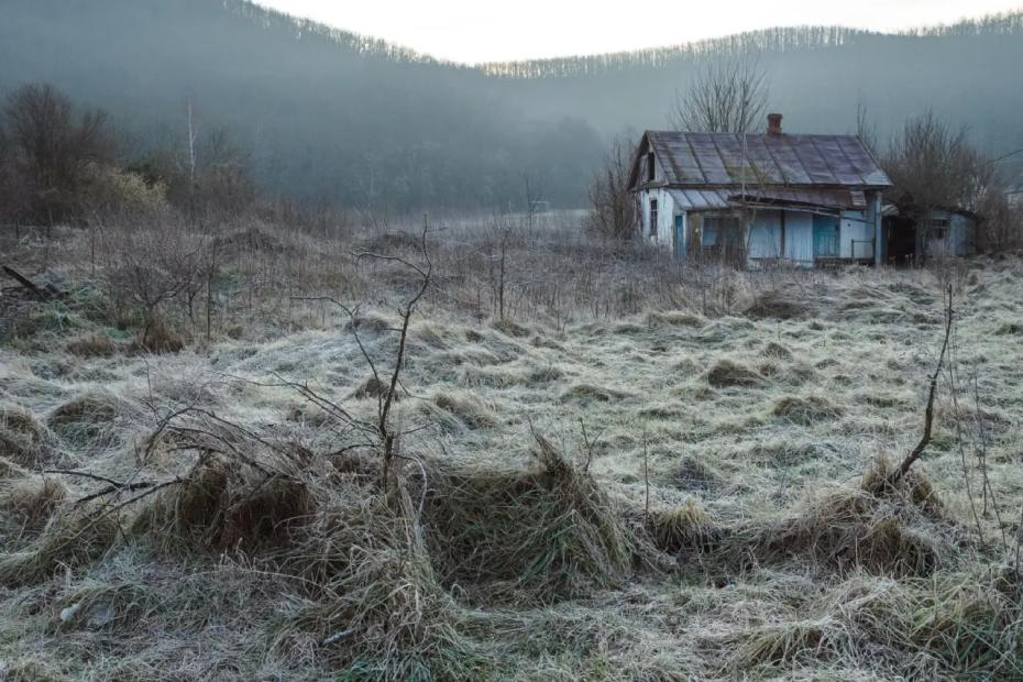 Хоть тепло и море рядом, отсюда уехали все: 5 мест в Краснодарском крае, где никто уже не живёт