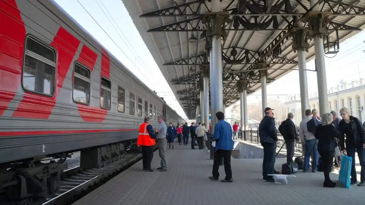 Будут в 2 раза дешевле: РЖД ввело 50% скидки на билет, но только для двух категорий - кто в списках