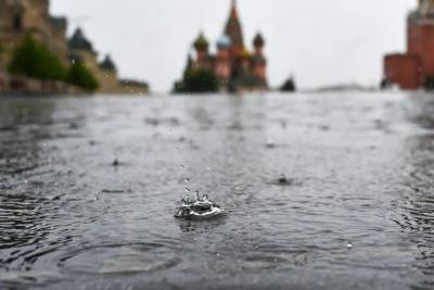 Жара сменится ледяным душем и рекордно низкими температурами: прогноз на июнь и июль-2026