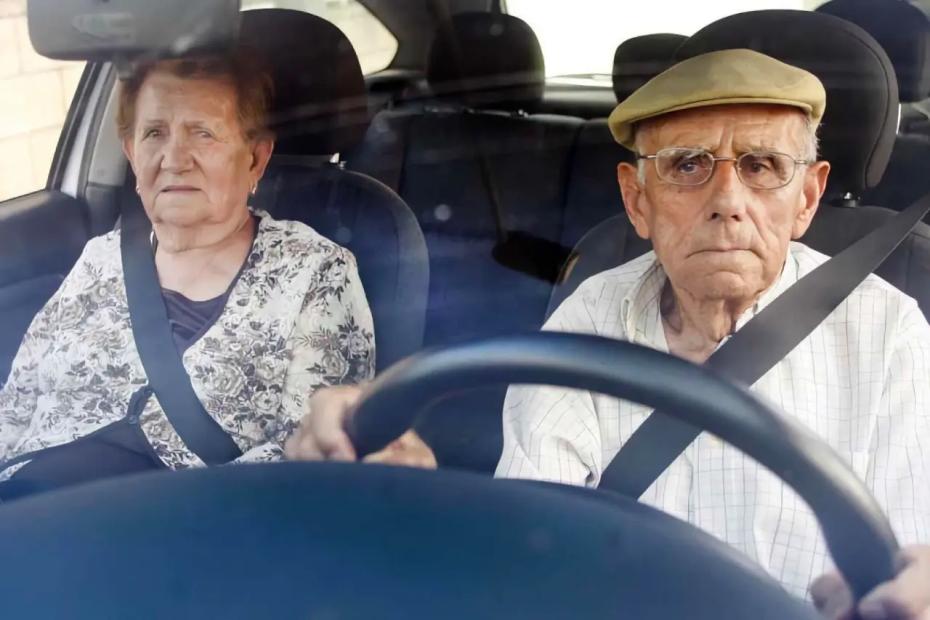 Точка поставлена: до какого возраста можно водить машину в России - ответ ГИБДД