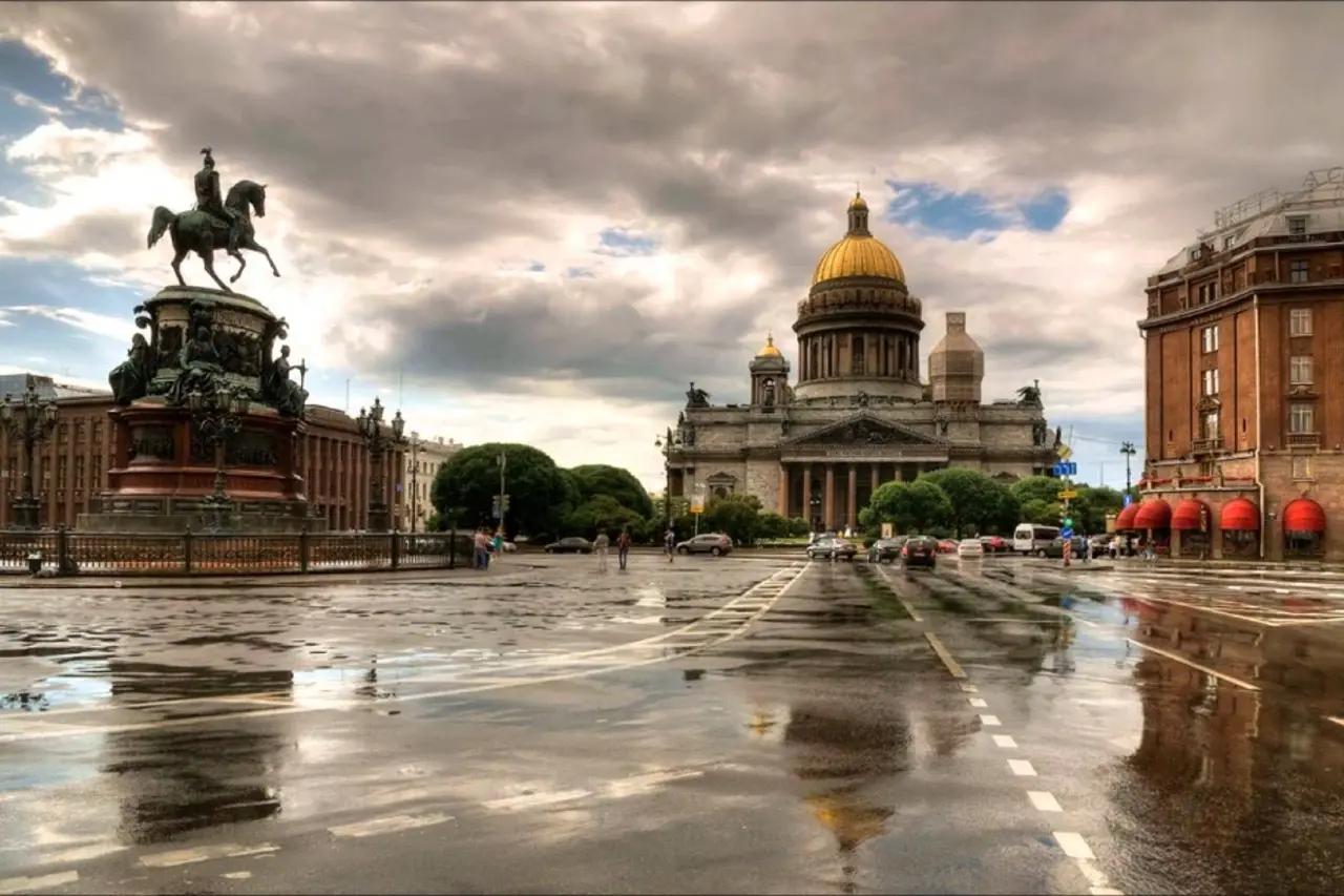 Слетала с подругой в Питер на два дня: сказала, что больше не вернется туда