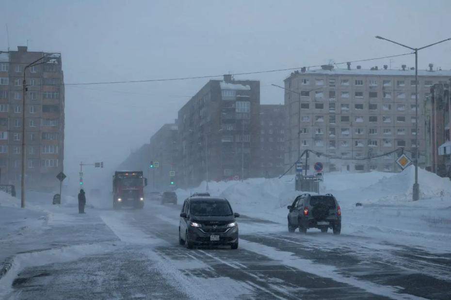 &laquo;Жить тут невозможно&raquo;: 10 российских городов, из которых бегут жители - вот в чем причины