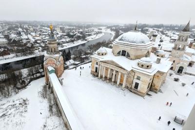 Запущенный и неухоженный российский город, готовящийся вот-вот превратиться в популярный центр туризма: на что здесь посмотреть