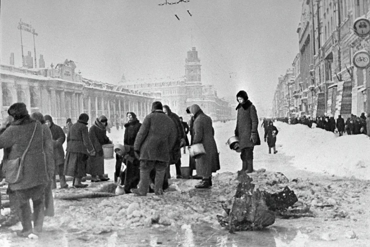 Почему блокадный Ленинград не спасала рыба: город стоял на воде, но оставался голодным