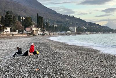 Люди агрессивные, еда невкусная, цены высокие: туристы делятся своим разочарованием от Абхазии