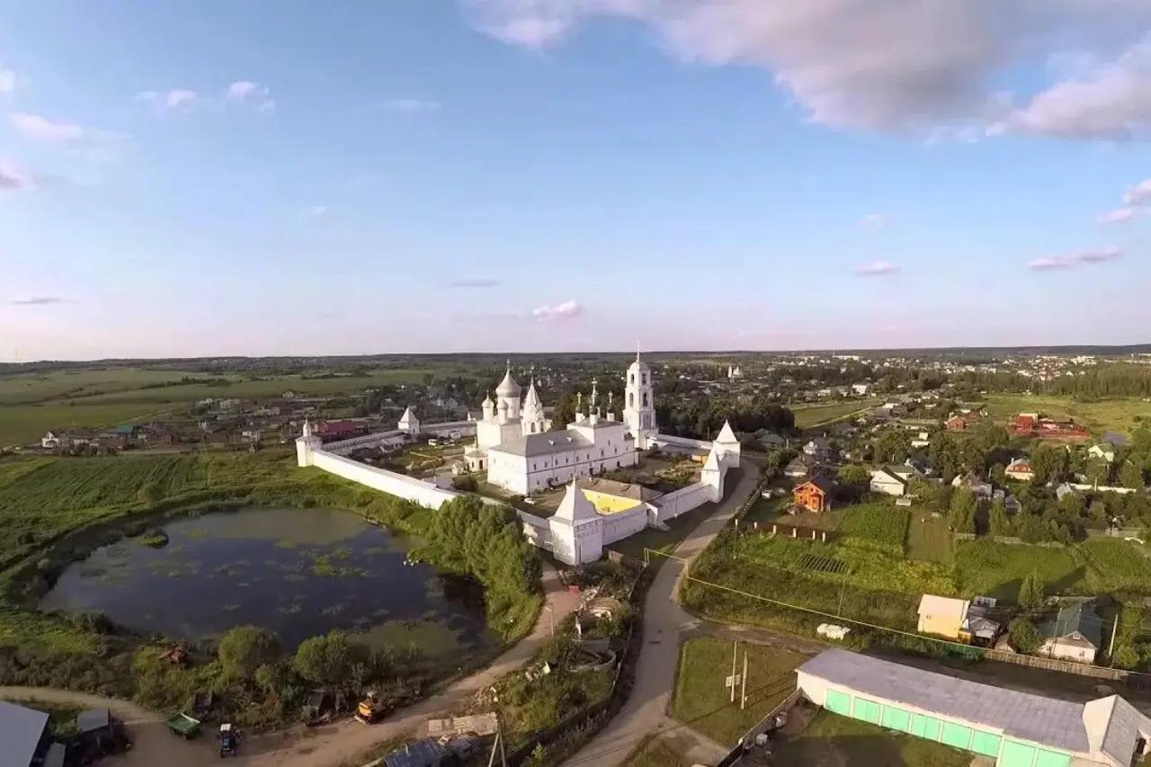 Переезжать на пенсии только сюда: 7 городов России, где живётся радостно и спокойно - воздух чистый, и до мегаполисов рукой подать