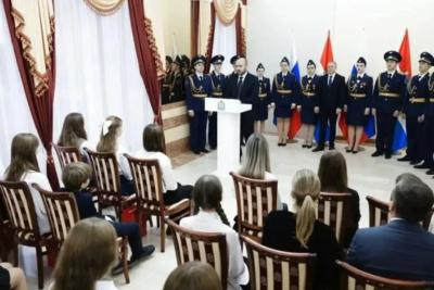 Вячеслав Федорищев вручил паспорта юным участникам &laquo;Движения Первых&raquo;