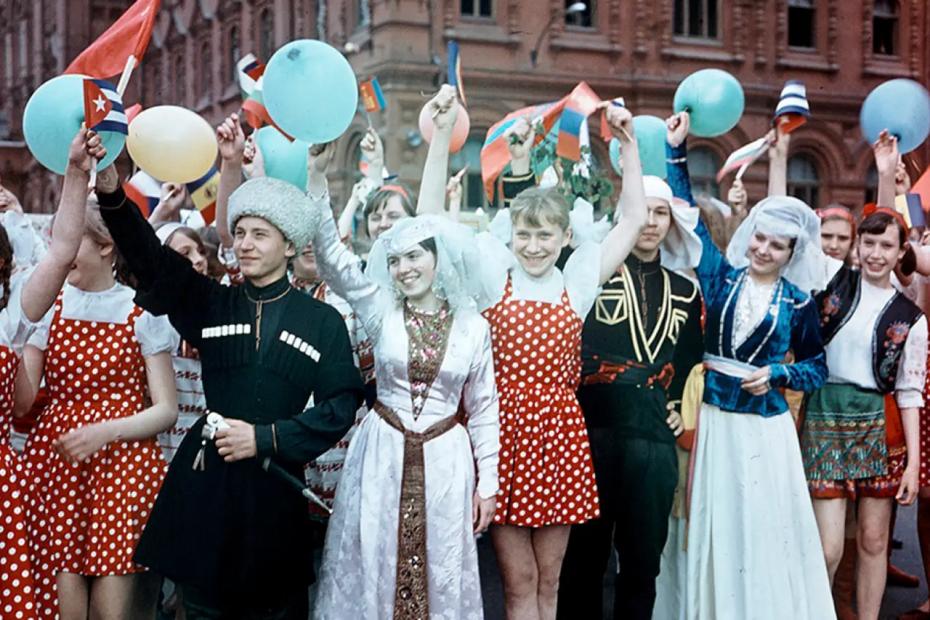 Какие республики при СССР жили на широкую ногу и лучше России: список самых зажиточных