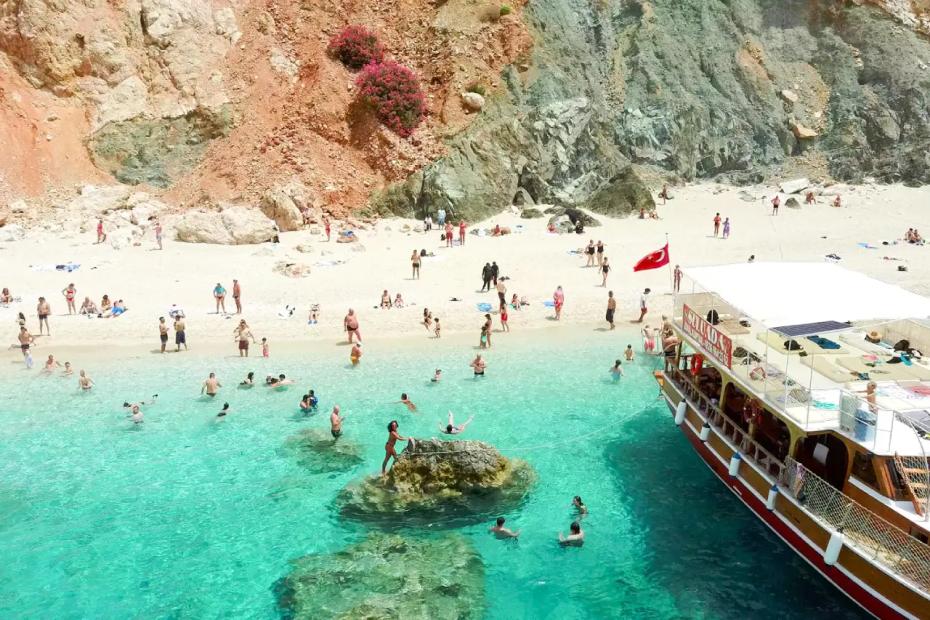 Лечу на турецкие Мальдивы в мае: лазурное море, белый песок и черепахи - место, которое местные не рассказывают туристам