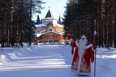 &laquo;За каждое движение нужно платить и очень дорого&raquo;: россиянка честно рассказала о поездке в Великий Устюг к Деду Морозу