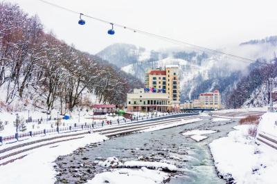 Местных все меньше, медицина на нуле: что говорят о жизни в самом популярном курортном городе России