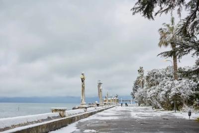 Туристы рассказали всю правду об отдыхе в Абхазии, и теперь многие отменяют свои поездки