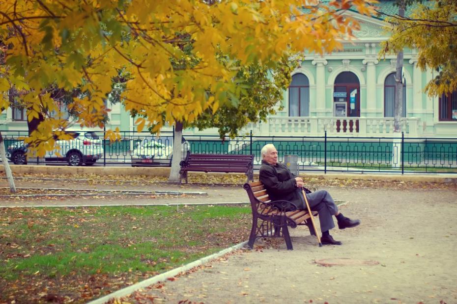 Кто хочет жить долго, счастливо и спокойно: пять заповедей 101-летнего Зельдина