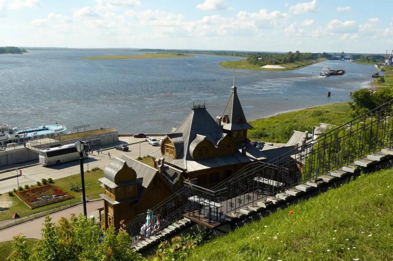 Город, основанный в 1168 году: расписные лодки и родина хохломской росписи - что посмотреть