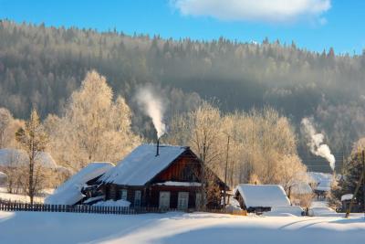 О чем врут деревенские блогеры: почему умирает село и из-за чего молодёжь бежит в город