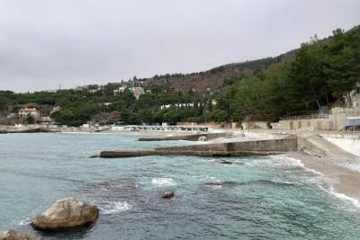 Уютный поселок на южном берегу Крыма, о котором не знают туристы. Здесь отдыхают только местные