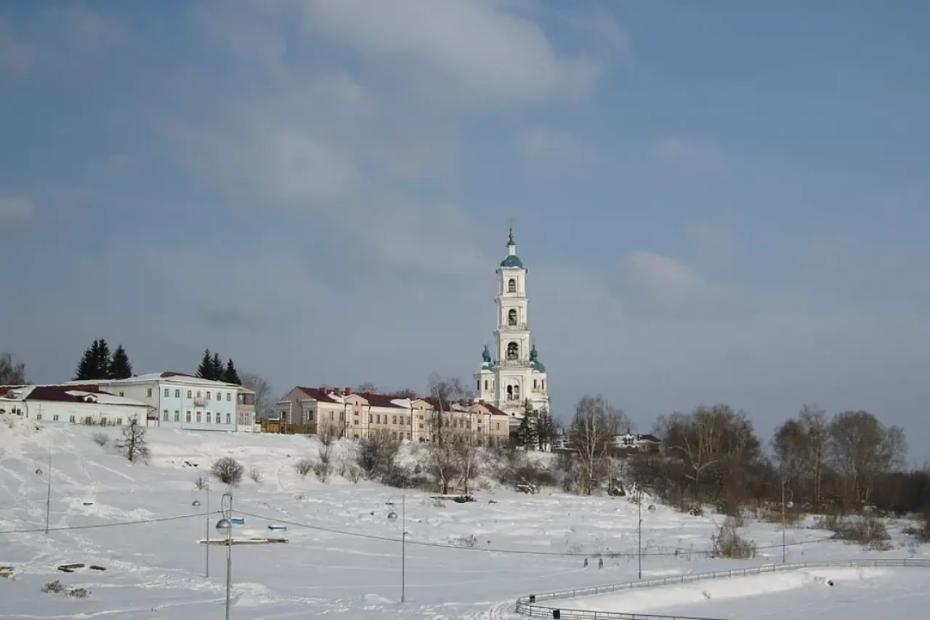 В этом маленьком городке России время остановилось 150 лет назад: настоящий музей под открытым небом - как добраться