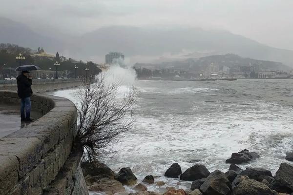Переезд в Крым на пенсии: горькие откровения тех, кто уже столкнулся с реальностью, о которой молчат риелторы