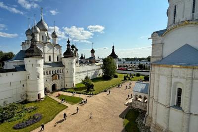 Город, основанный в 862 году: белокаменные соборы и родина русского зодчества - что посмотреть