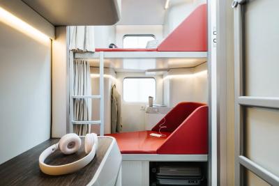 Вот как теперь будем ездить: в России испытали новый капсульный плацкарт - эргономика будущего