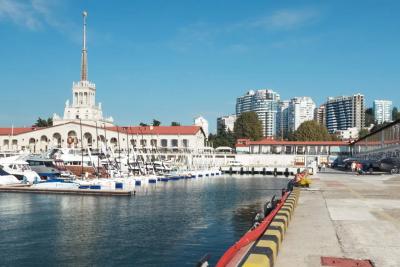 Забудьте про Москву: 5 российских городов, где на внешний лоск тратят последние деньги ради чужого одобрения