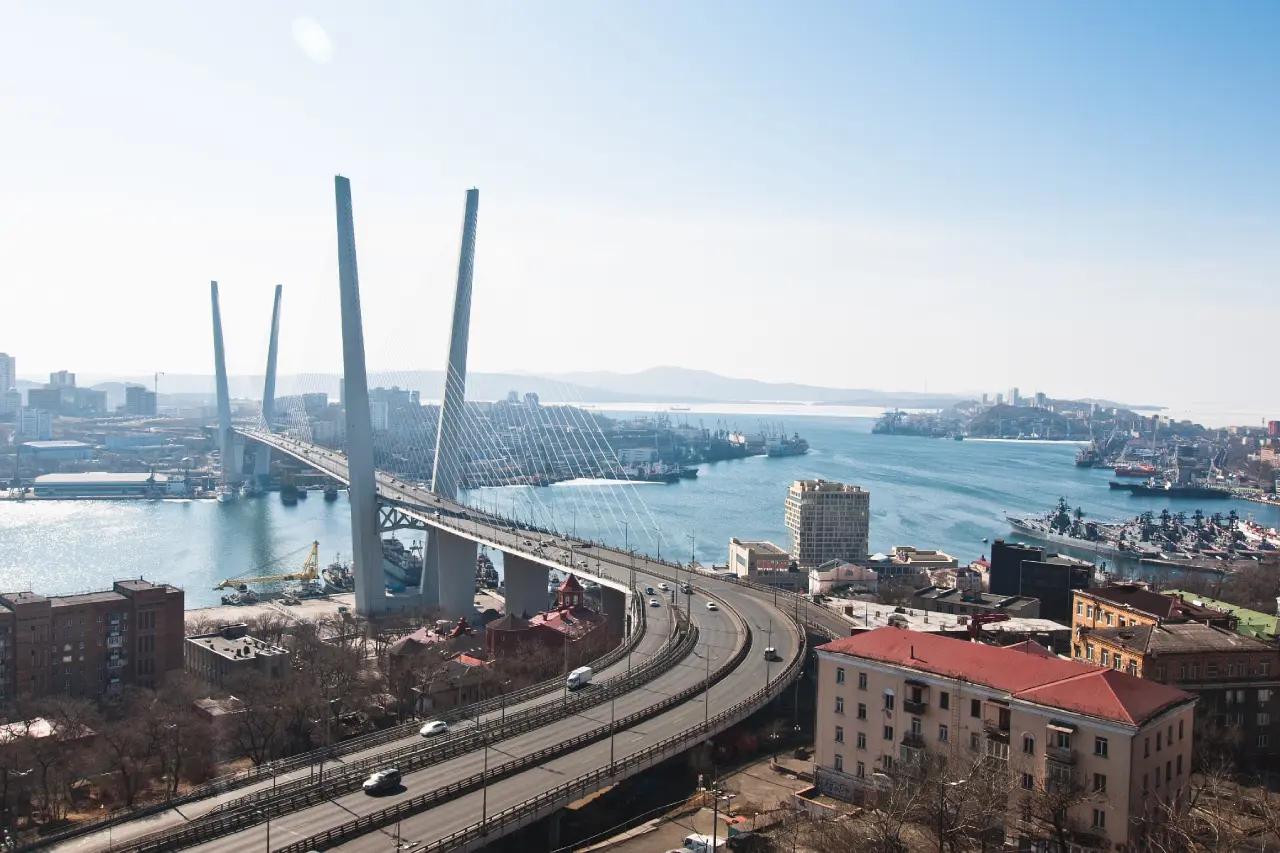 Как только не коверкают: как на самом деле называется житель Владивостока