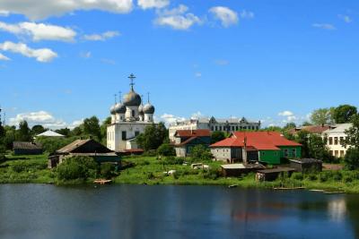 Город, основанный в 1240 году: озерные панорамы и тихая старина - что посмотреть