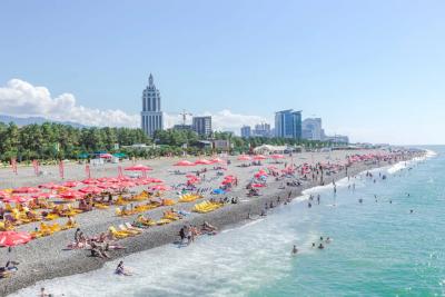 Забудьте про Турцию и Египет: вот куда лететь в мае за 39 000 рублей - хачапури, горы и пляж в 1 флаконе