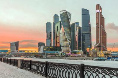 Где в России реально платят хорошо: 20 регионов с высокими зарплатами, а Москва не на первом месте