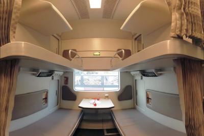 Новый вид вагона вводят в РЖД - пассажиры такого не ожидали: плацкартов и купе больше не будет?