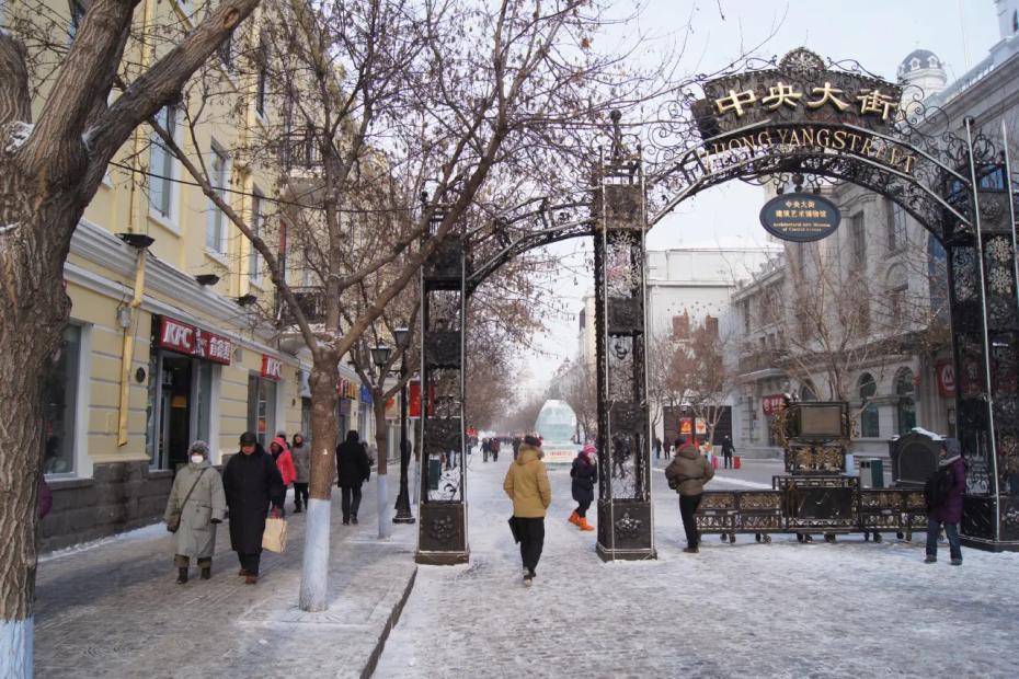 Россияне массово едут в Китай на пенсии: правда ли, что хватает на всё