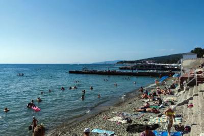 Не Крым и не Абхазия: туристы заново открыли забытый курорт на Черноморском побережье - цены там как в 2010