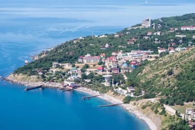 7 бюджетных санаториев с морем, куда ездят умные пенсионеры - пляжи чище, а цены ниже, чем в Сочи