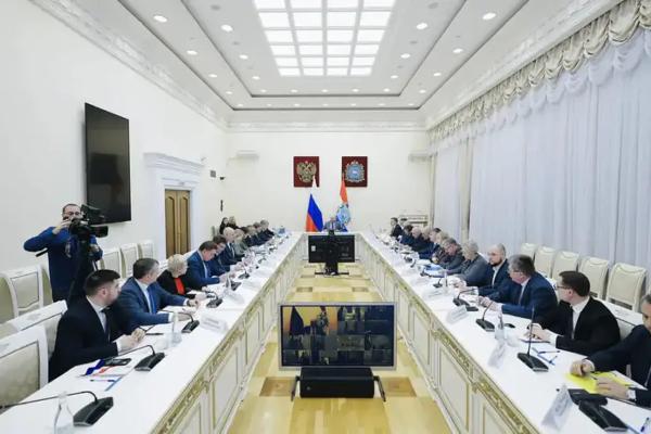 На оперативном совещании при губернаторе рассмотрели работу межведомственной комиссии по мобилизации доходов