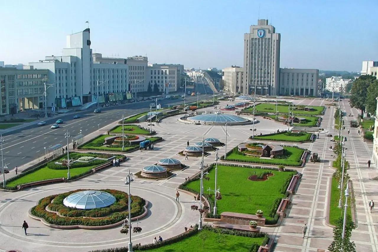 Открыли для себя уютную страну в Европе: русских тут обожают, еда дешёвая, а колорит просто сумасшедший - рай для пожилых и молодёжи