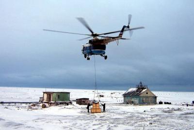 Дикий холод, одиночество и белые медведи. Как живут полярники-метеорологи на самой северной станции России?