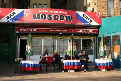 4 привычки пенсионеров в Европе, от которых наши носы воротят, а зря - они помогают дольше оставаться активными и радоваться жизни
