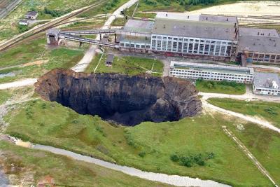 Российский город, который уходит под землю на глазах у жителей - что с ним не так