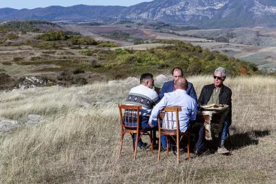 Спросил абхазов напрямую, почему они не хотят работать - вот что они ответили